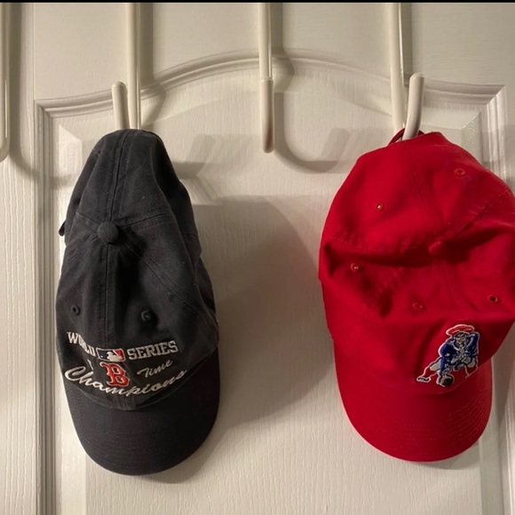 Red Sox/patriots hats - Picture 1 of 1
